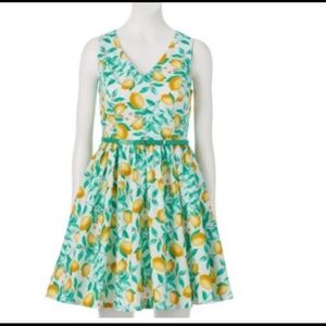 Elle lemon pocket dress